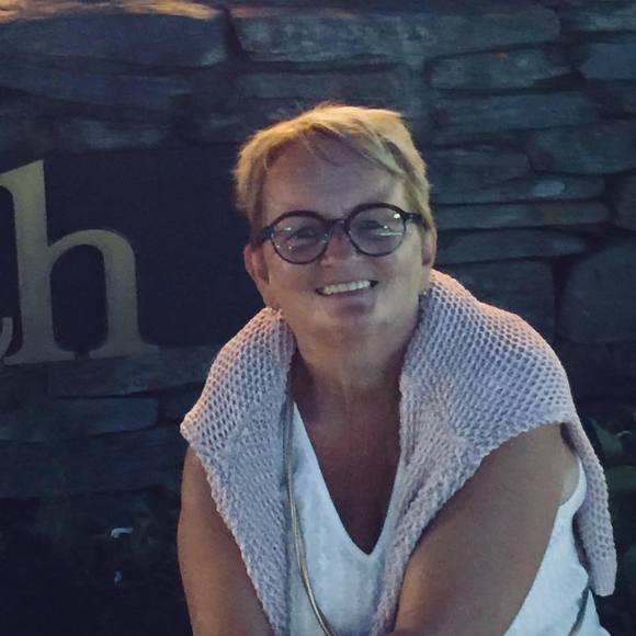 Meet your Posher, Claudette - Picture 1 of 1